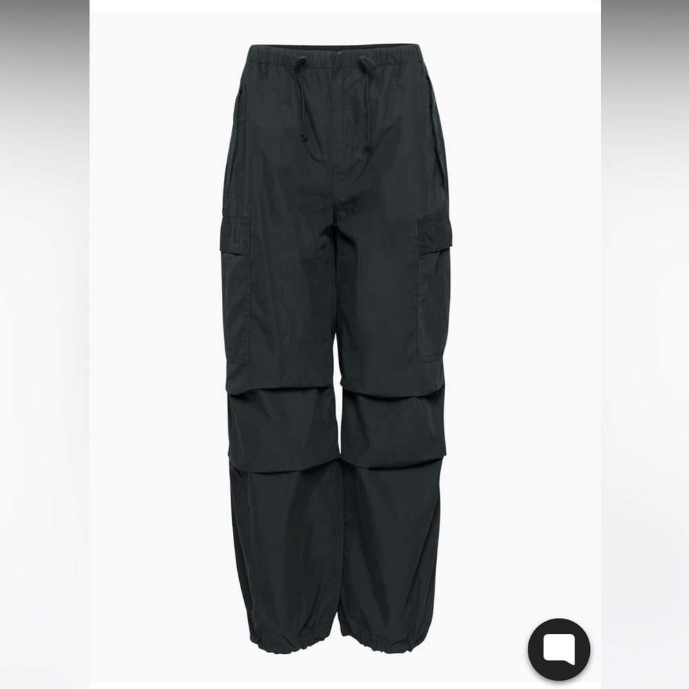 Aritzia TNA Squad Pocket Parachute Cargo Pant